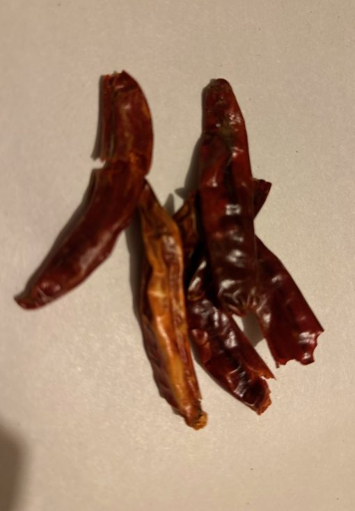 Cayenne whole peppers, 15g per pack